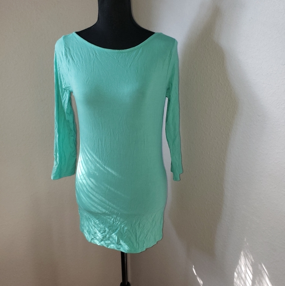 New Ladies 3/4 Sleeve Chic Tee - Picture 2 of 11